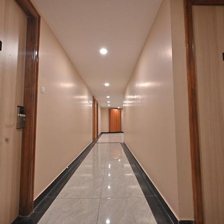 Cr Rivera Hotel Madurai Buitenkant foto