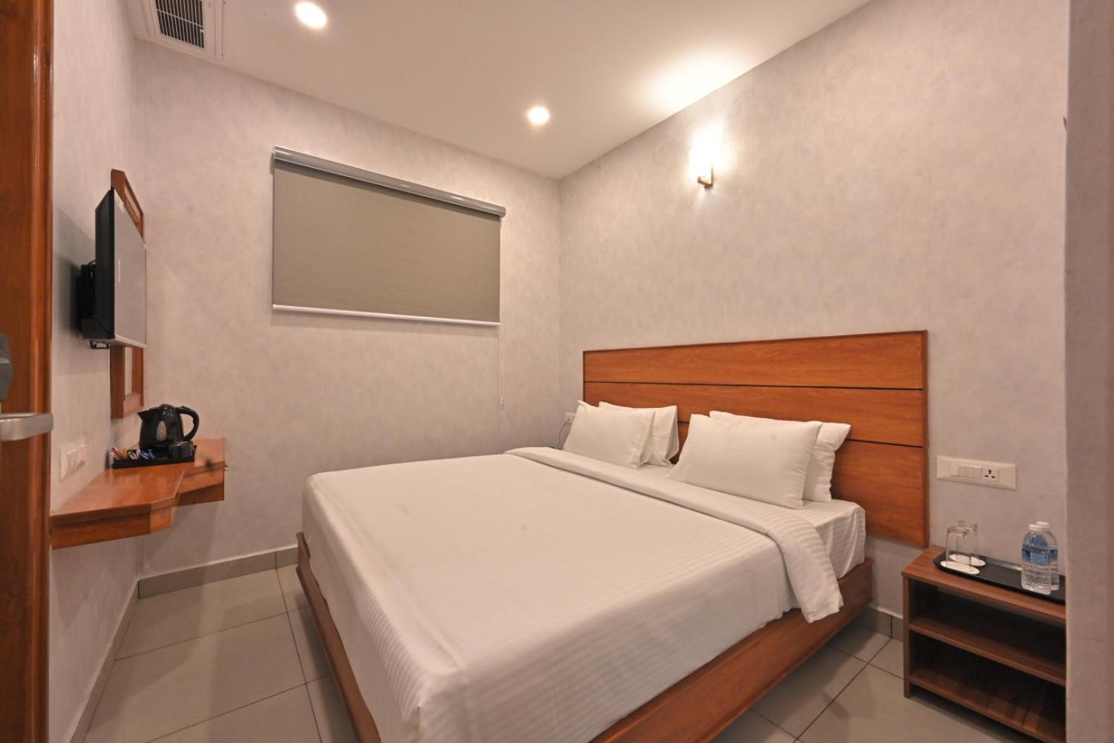 Cr Rivera Hotel Madurai Buitenkant foto